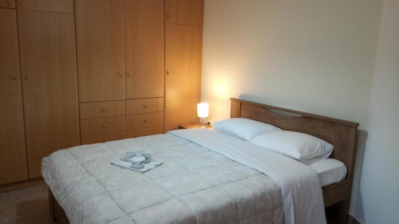 Overnight Athens Airport And Raphina Port Apartment Artemida  Bagian luar foto