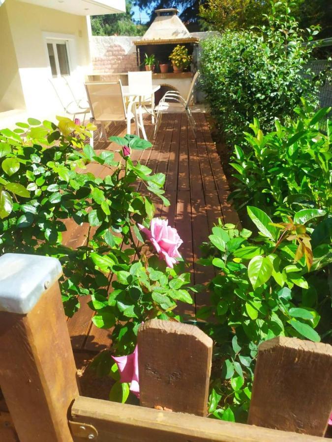 Overnight Athens Airport And Raphina Port Apartment Artemida  Bagian luar foto